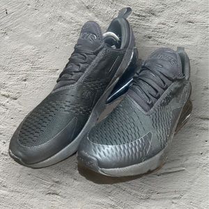 Nike Air Max 270 Low Triple Black Mens Size 13